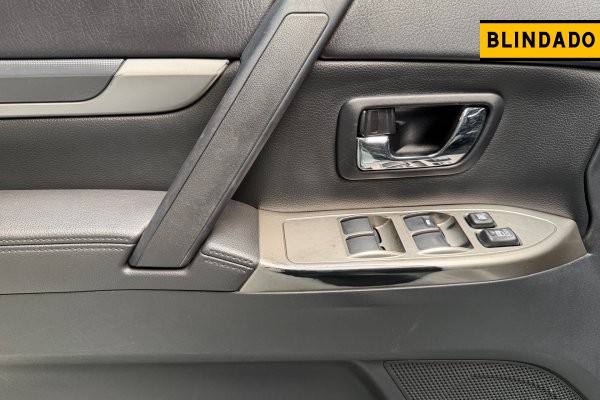 MITSUBISHI PAJERO FULL 3.2 HPE 4X4 16V TURBO INTERCOOLER DIESEL 4P AUTOMÁTICO 2016/2017 MITSUBISHI PAJERO FULL 3.2 HPE 4X4 16V TURBO INTERCOOLER DIESEL 4P AUTOMÁTICO 2016/2017